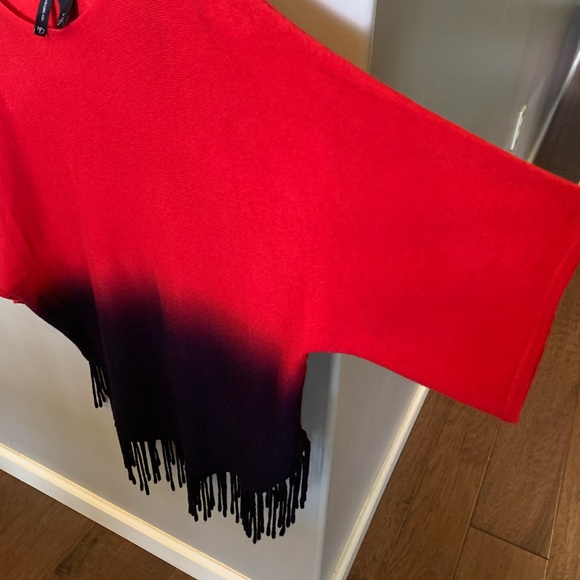 New Directions sweater with fringe - Picture 5 of 6